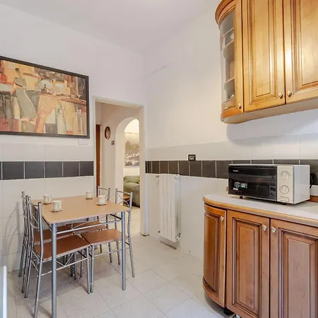 公寓 Charm And Comfort In The Heart Of 热那亚